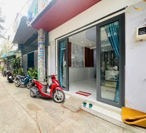 Nhà đẹp ngay hẻm 343 VIP, Q10: 51m², 5 tầng, giá chỉ 8 tỷ
